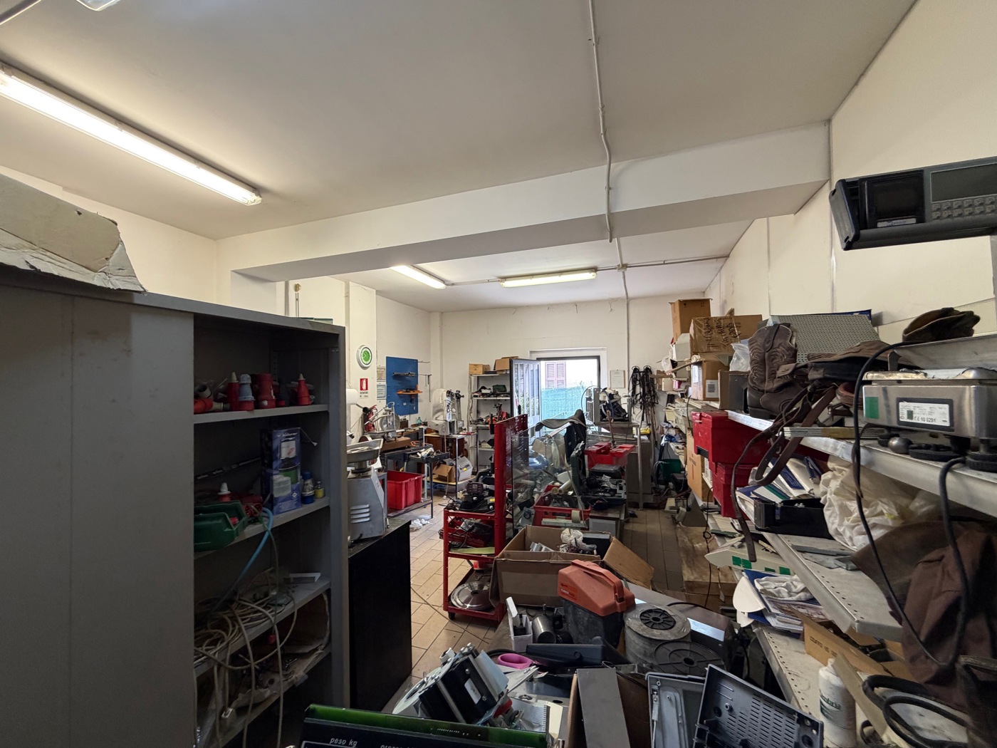 Capannone in vendita a Terni