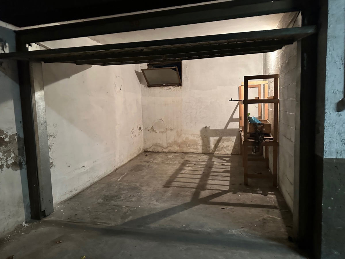 Box/Garage 15mq in vendita a Terni