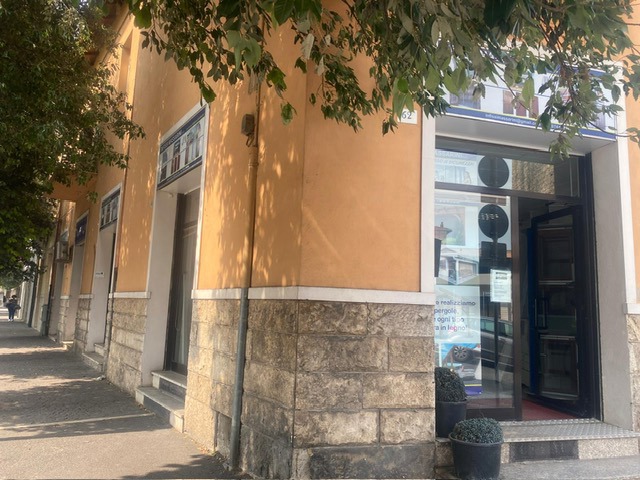 Negozio in vendita a Terni