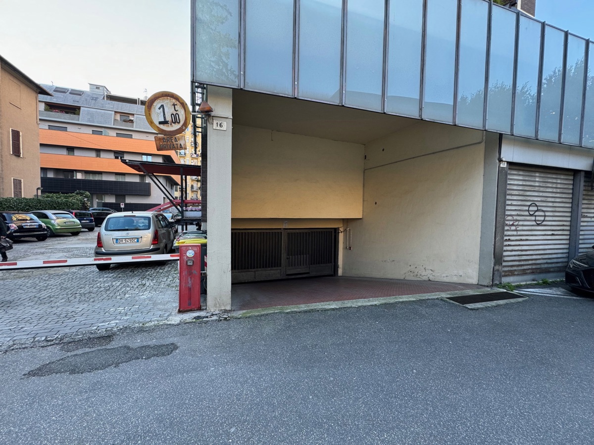 Box/Garage 16mq in affitto a Terni