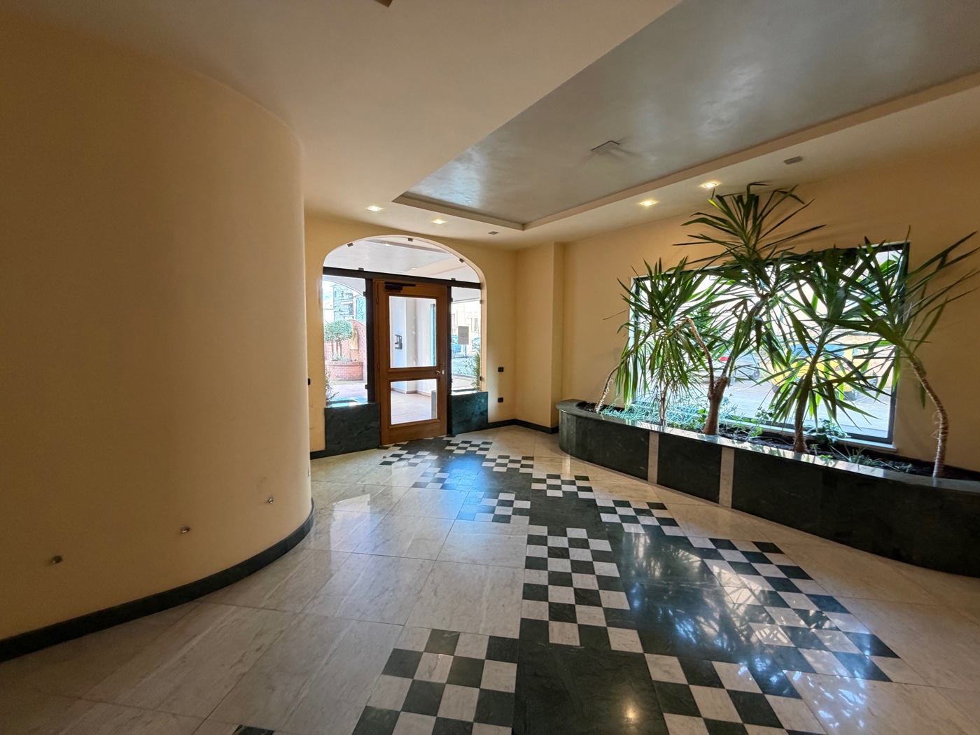 Trilocale arredato in affitto a Terni