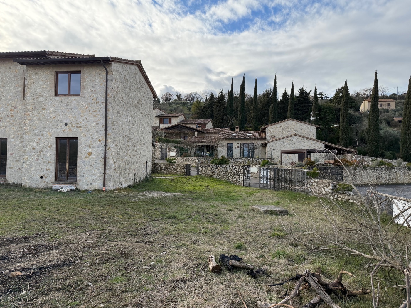 Villa con giardino a Avigliano Umbro