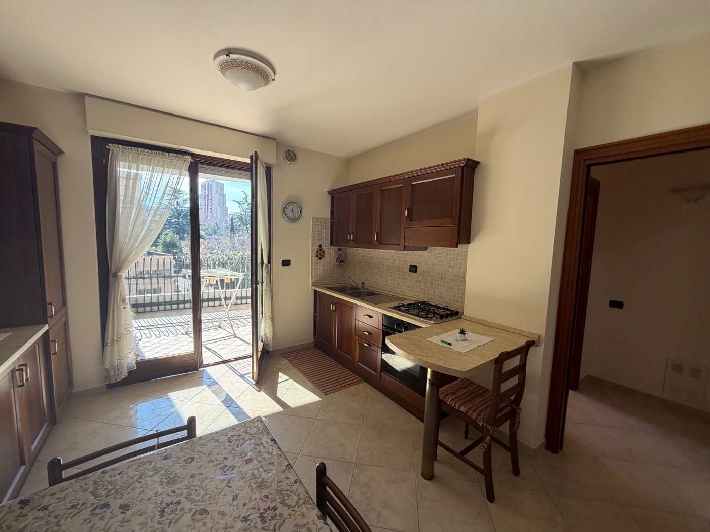 Bilocale arredato in affitto a Terni