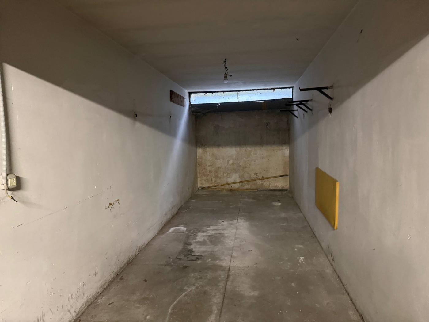 Box/Garage 15mq in vendita a Terni