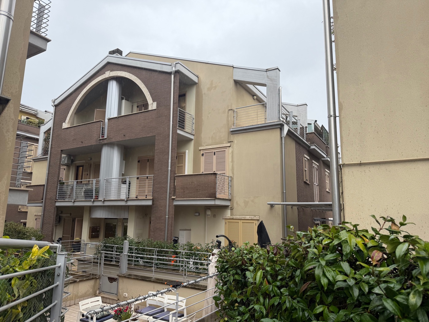 Attico arredato in affitto a Terni