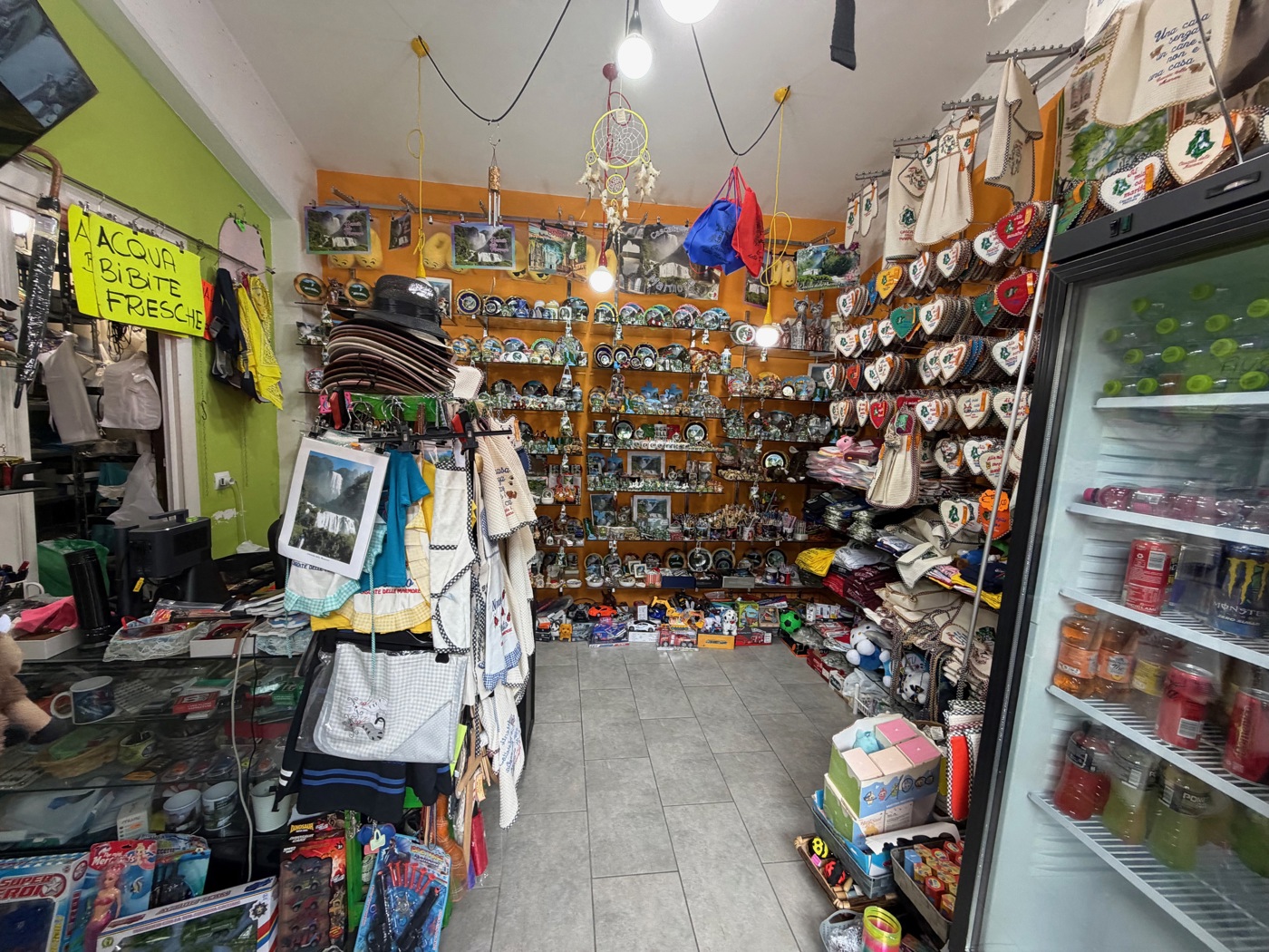 Attivit� commerciale in vendita a Terni