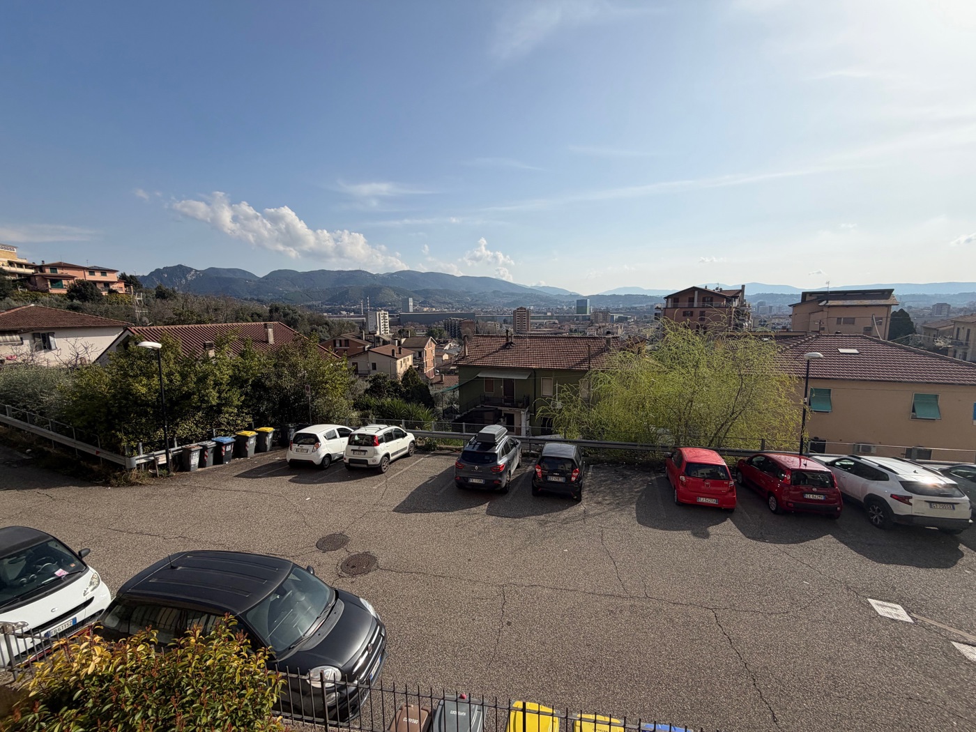 Bilocale arredato in affitto a Terni