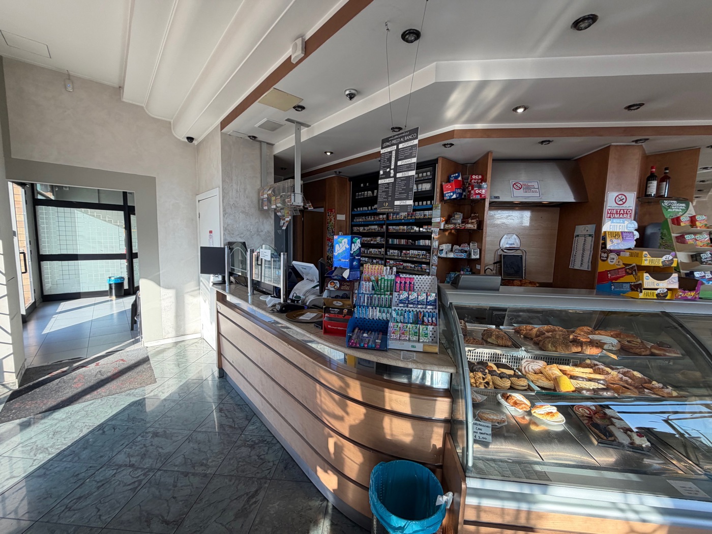 Attivit� commerciale Bar e tabacchi in vendita a Terni