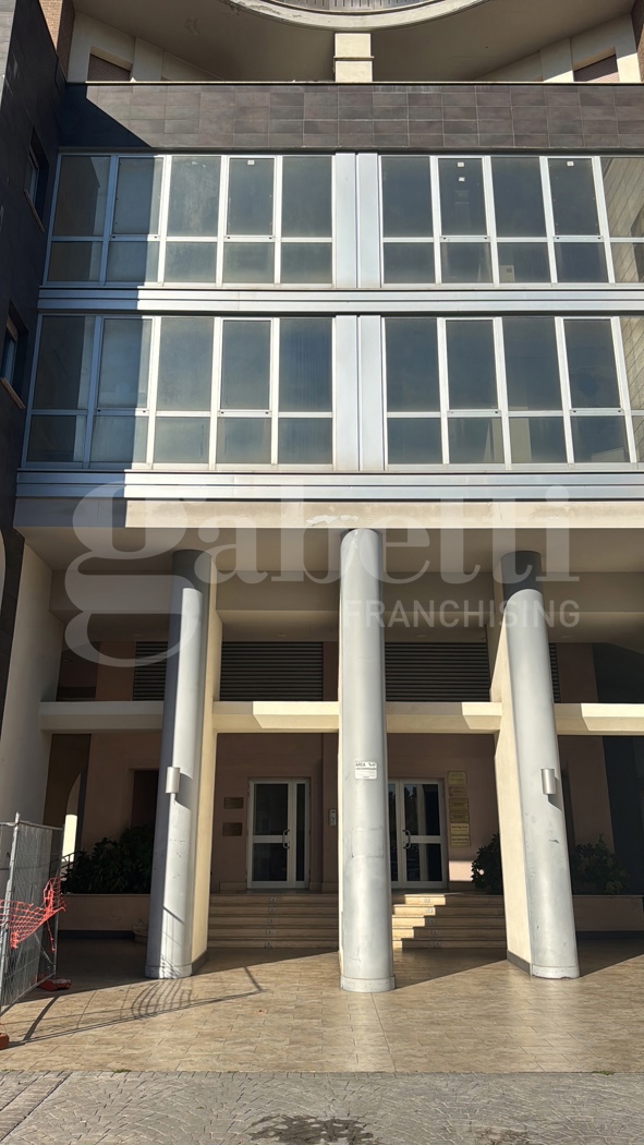 Ufficio nuovo a Terni