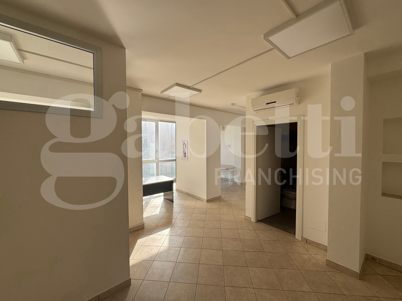 Ufficio nuovo a Terni