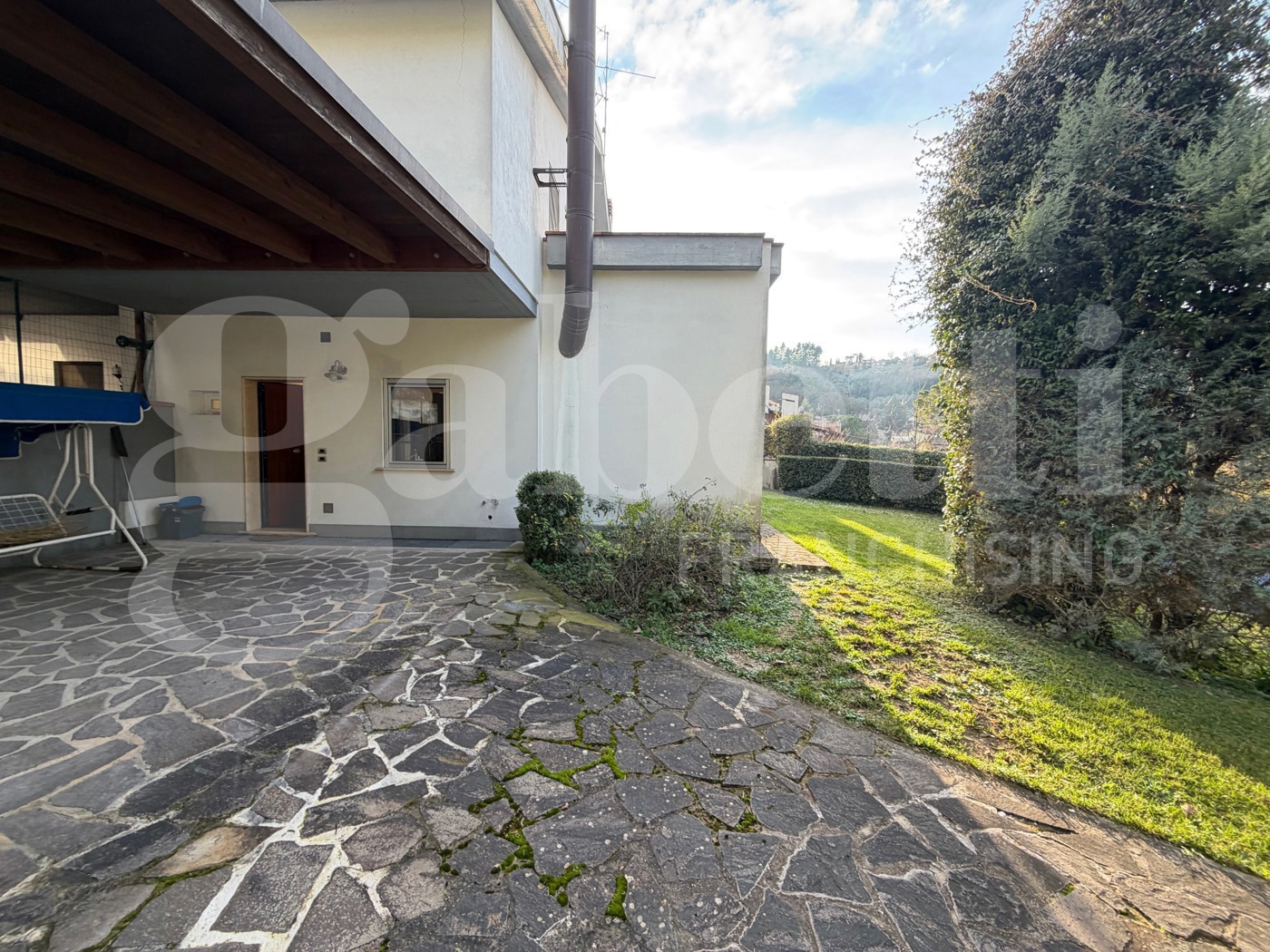Villa arredata in affitto a Terni