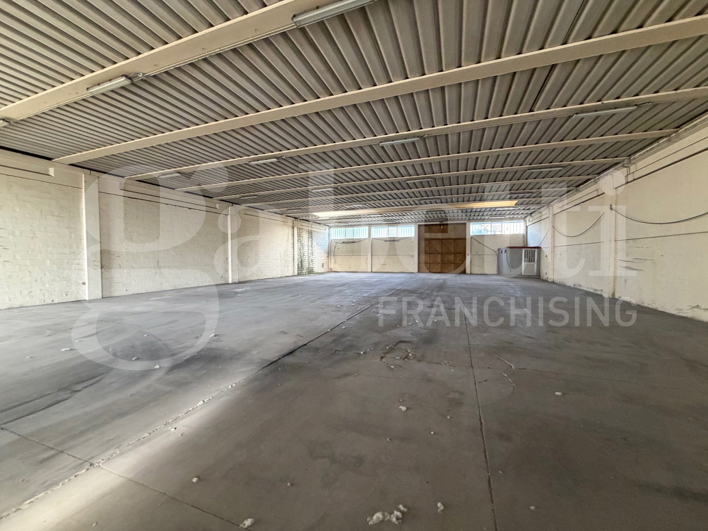 Capannone in vendita a Terni