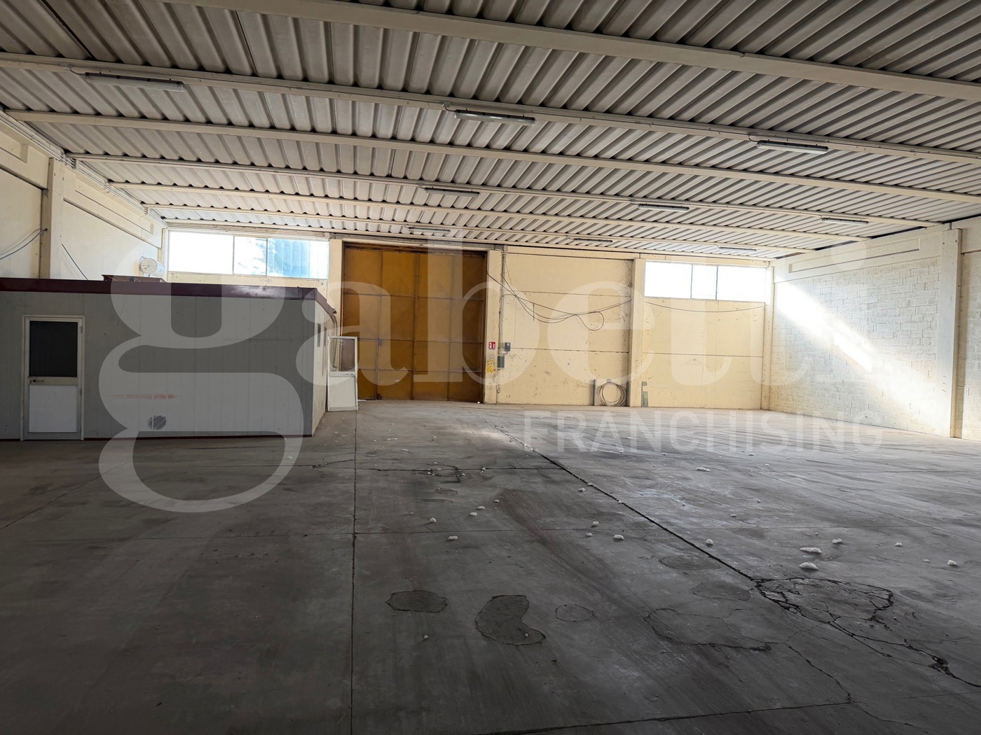 Capannone in vendita a Terni