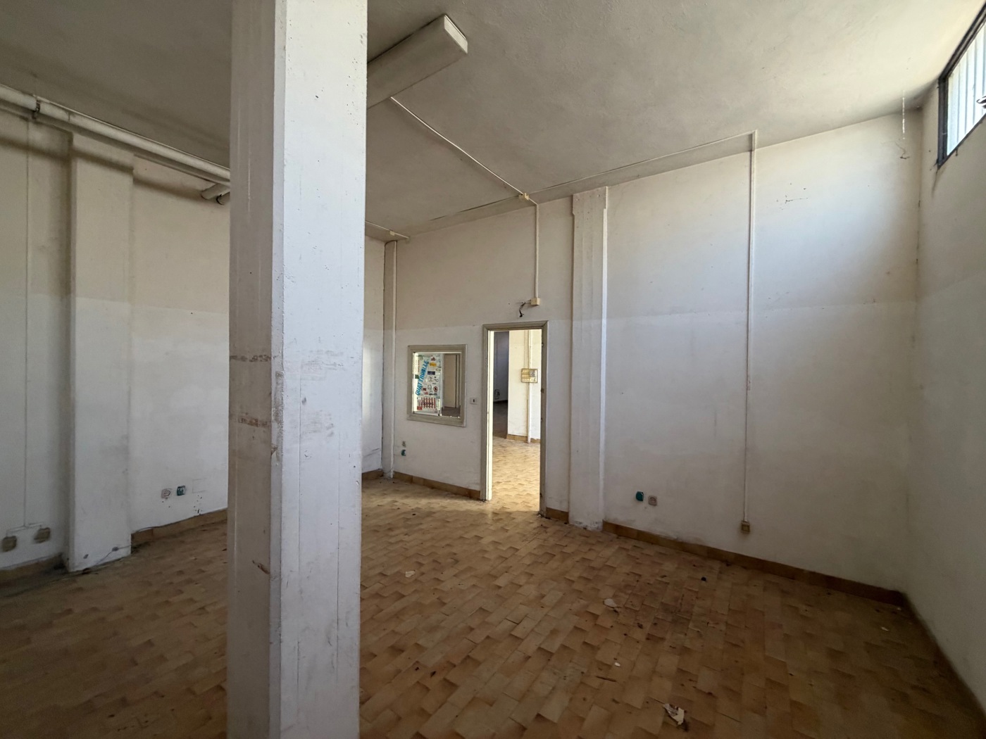 Magazzino in vendita a Terni