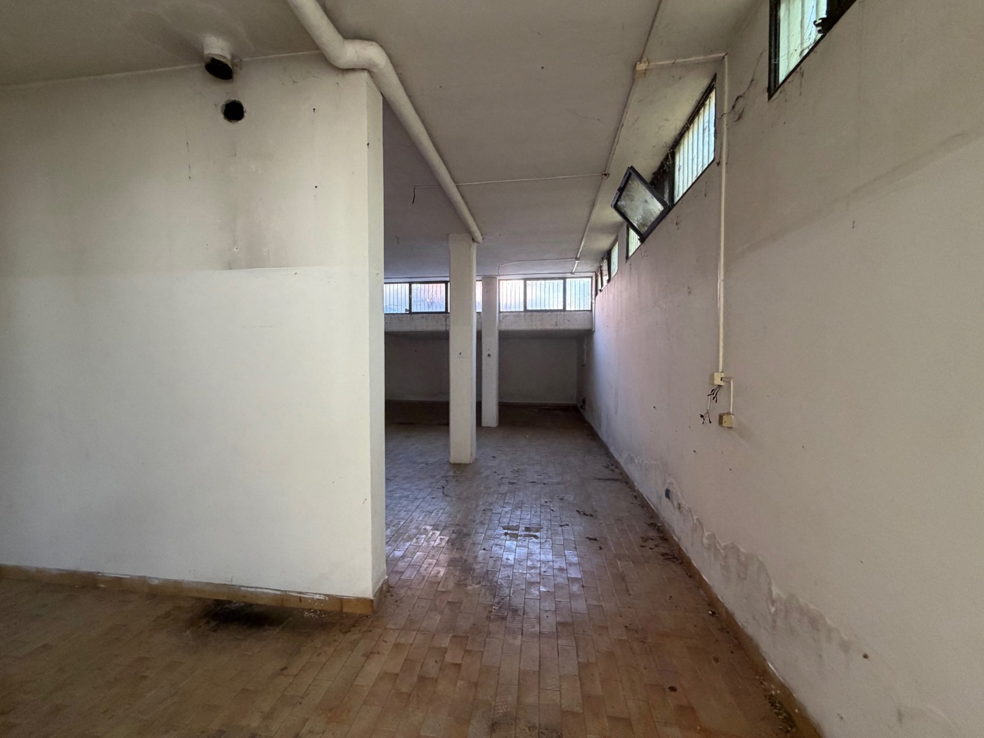 Magazzino in vendita a Terni