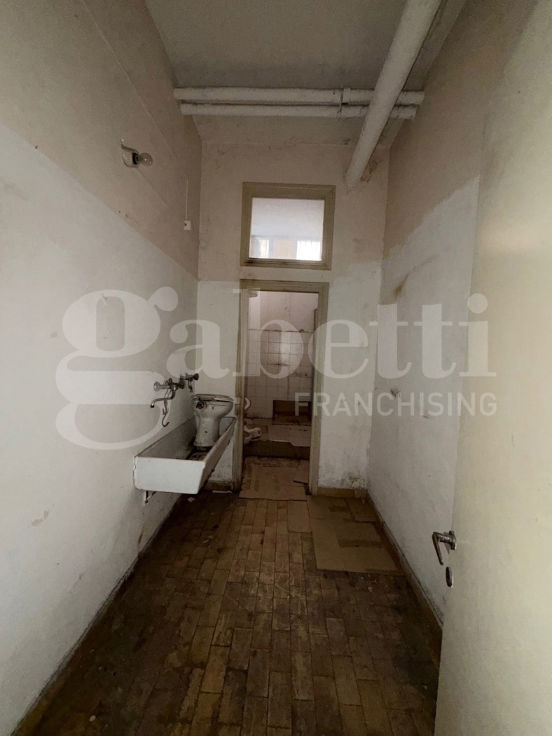 Magazzino in affitto a Terni