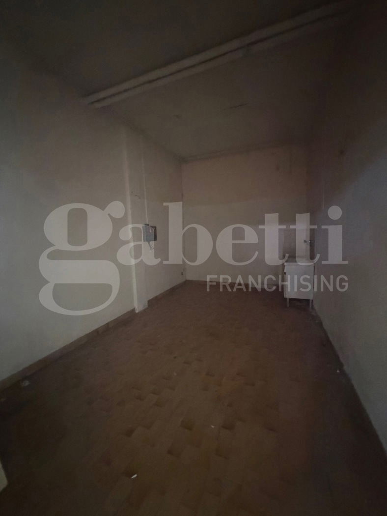 Magazzino in affitto a Terni