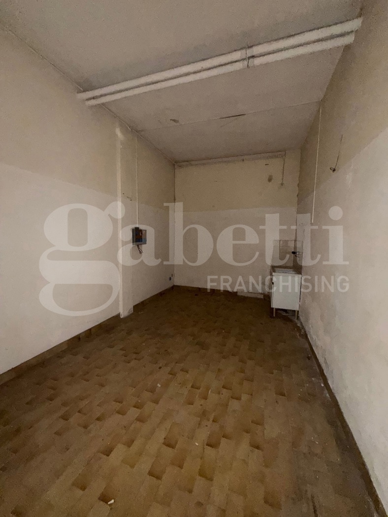 Magazzino in affitto a Terni