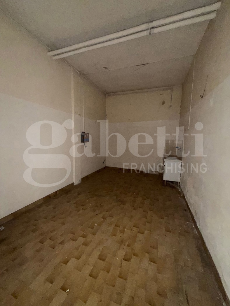 Magazzino in affitto a Terni