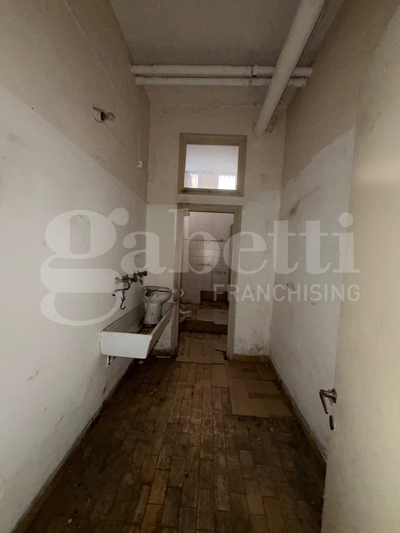 Magazzino in affitto a Terni