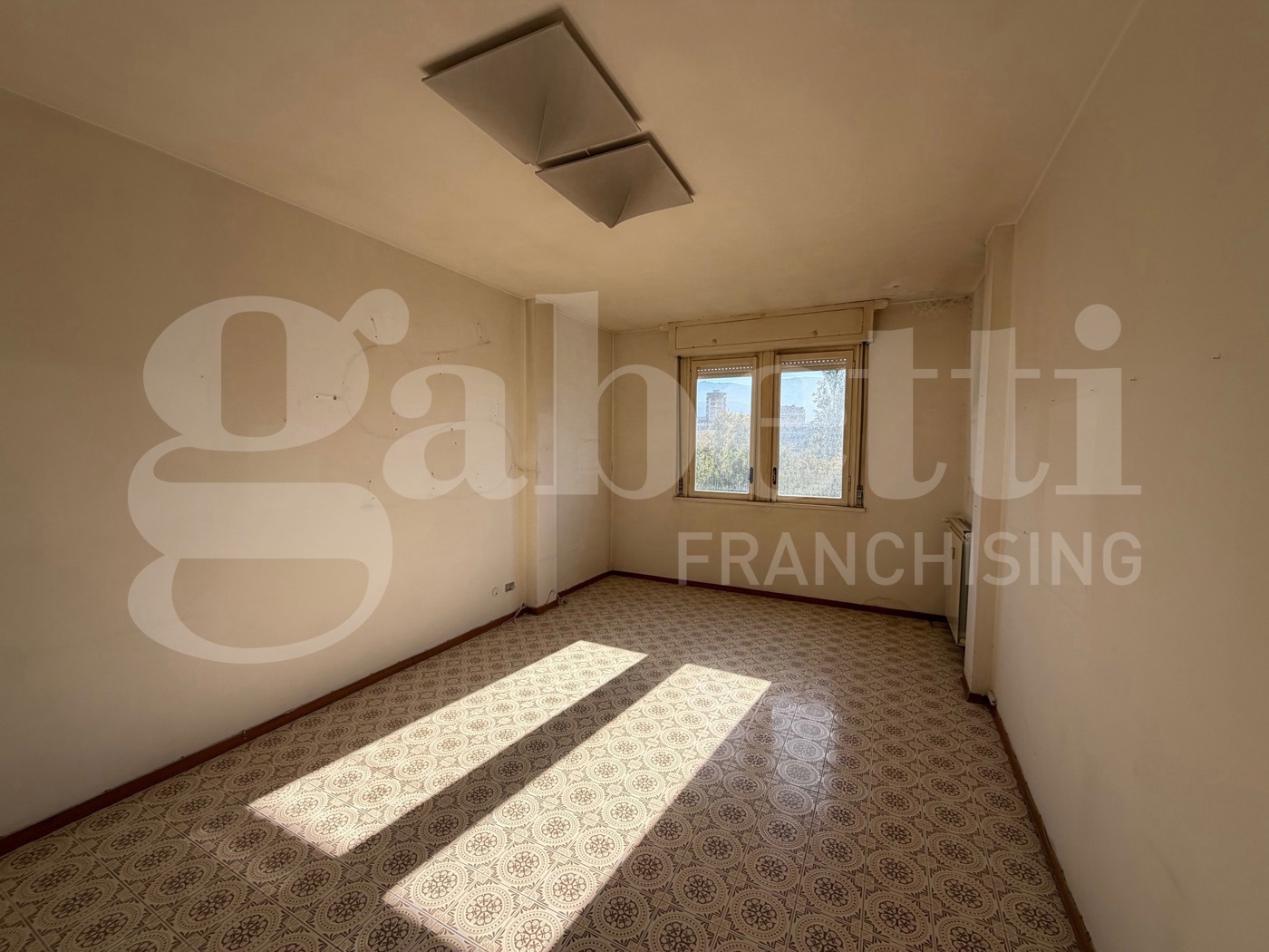 Quadrilocale da ristrutturare a Terni