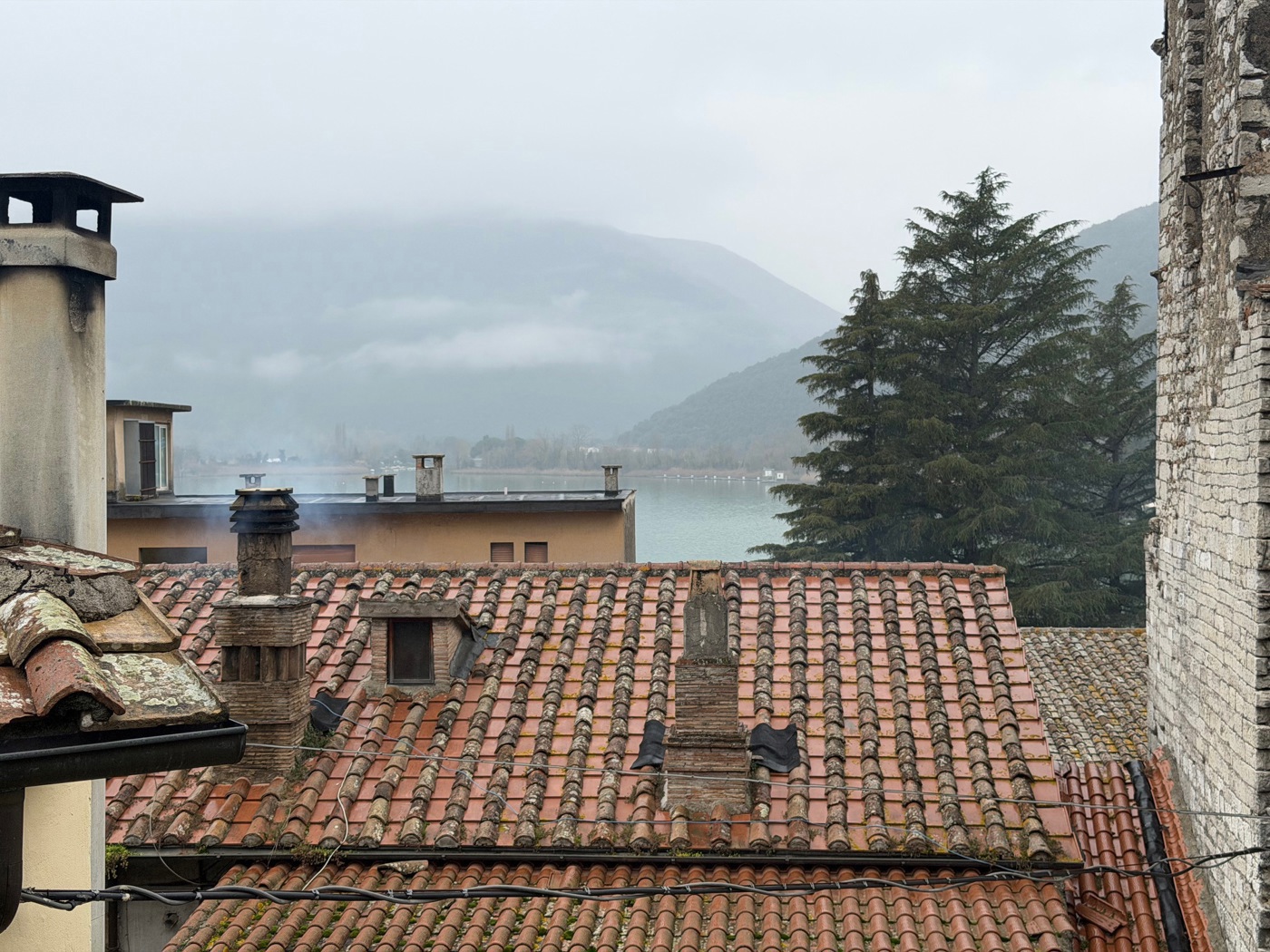 Trilocale arredato in affitto a Terni