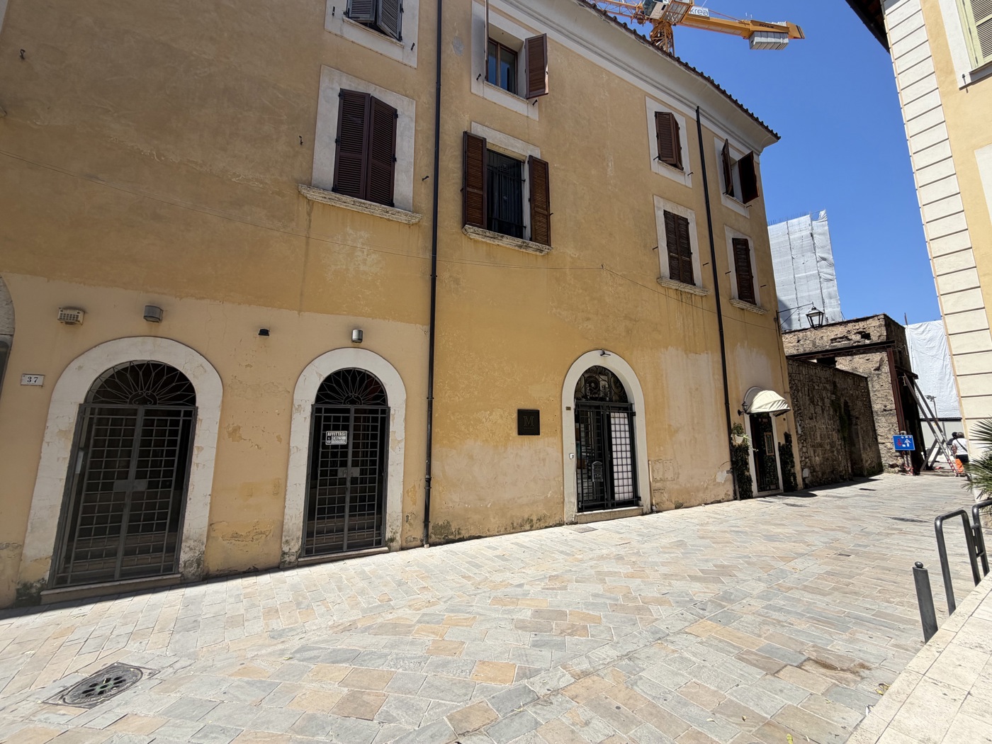 Negozio in affitto a Terni