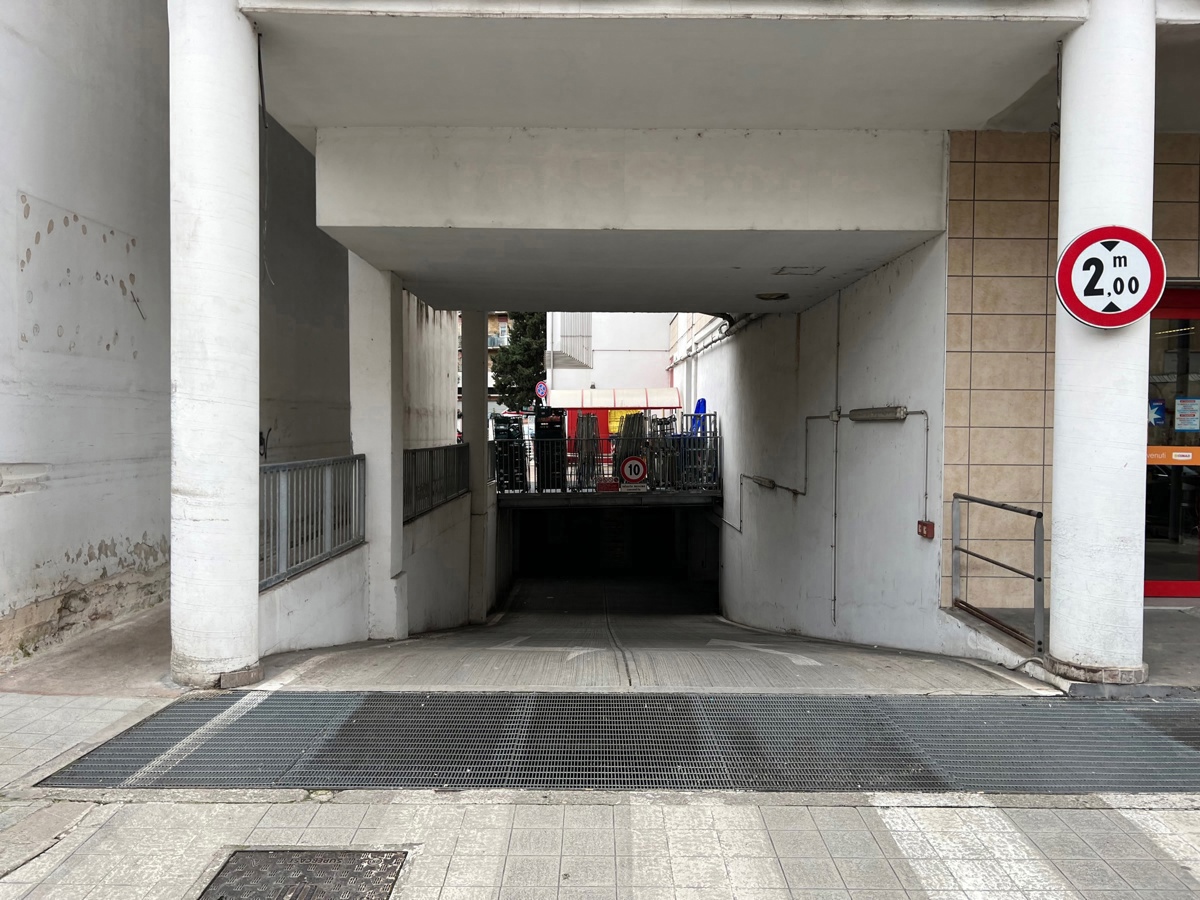 Box/Garage 14mq in affitto a Terni