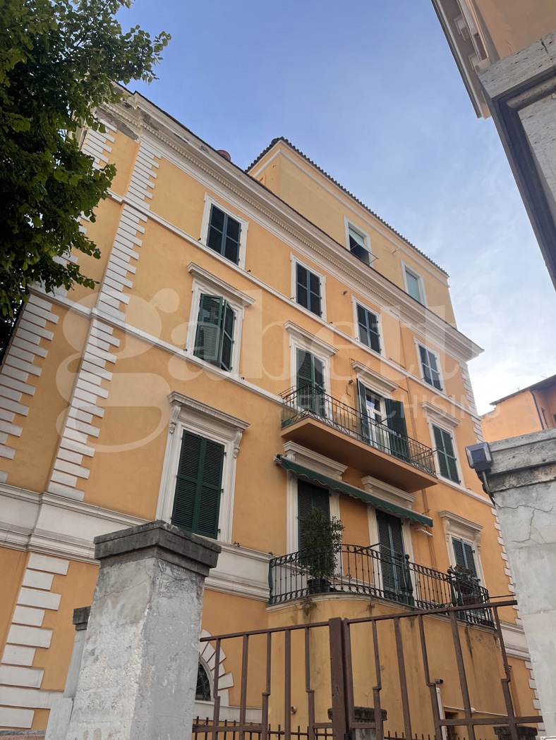 Quadrilocale in affitto a Terni