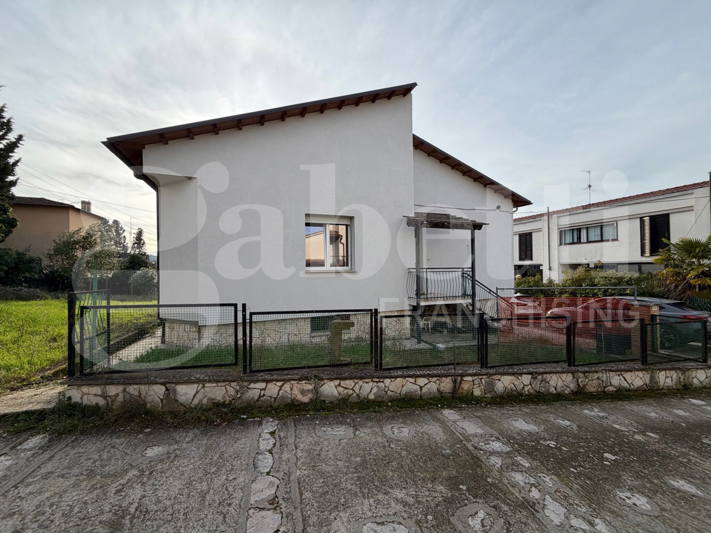 Villa con giardino a Terni