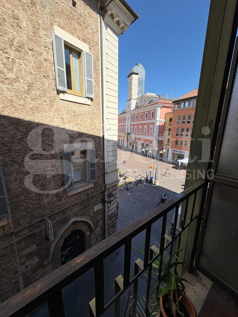 Appartamento arredato in affitto a Terni