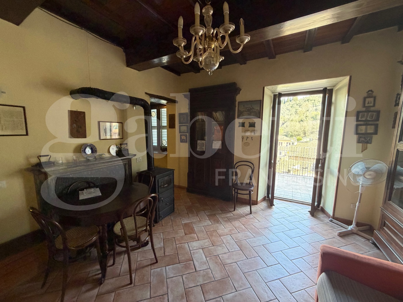 Stabile/Palazzo in vendita a Arrone
