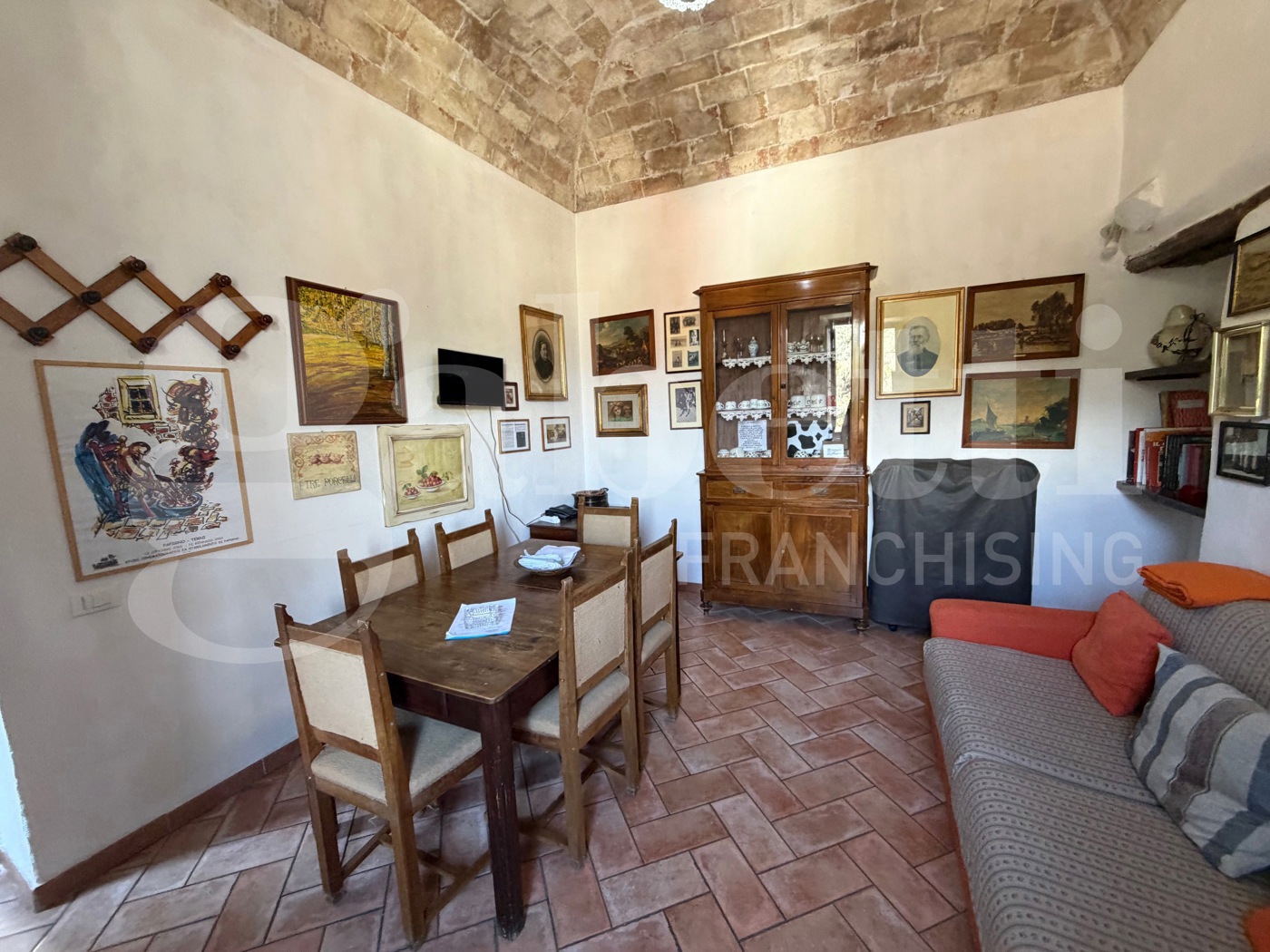 Stabile/Palazzo in vendita a Arrone