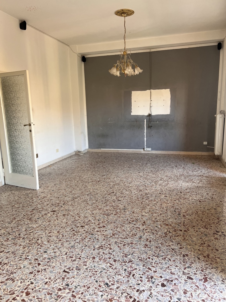 Quadrilocale in vendita a Terni