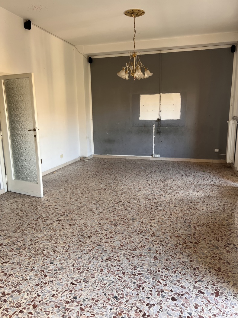 Quadrilocale in vendita a Terni