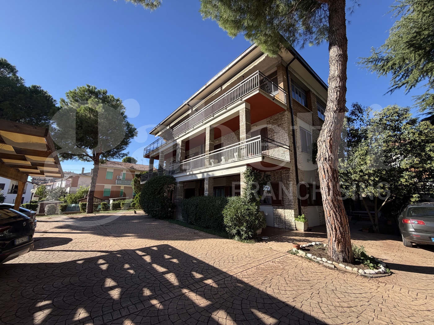 Attico con box doppio a Terni