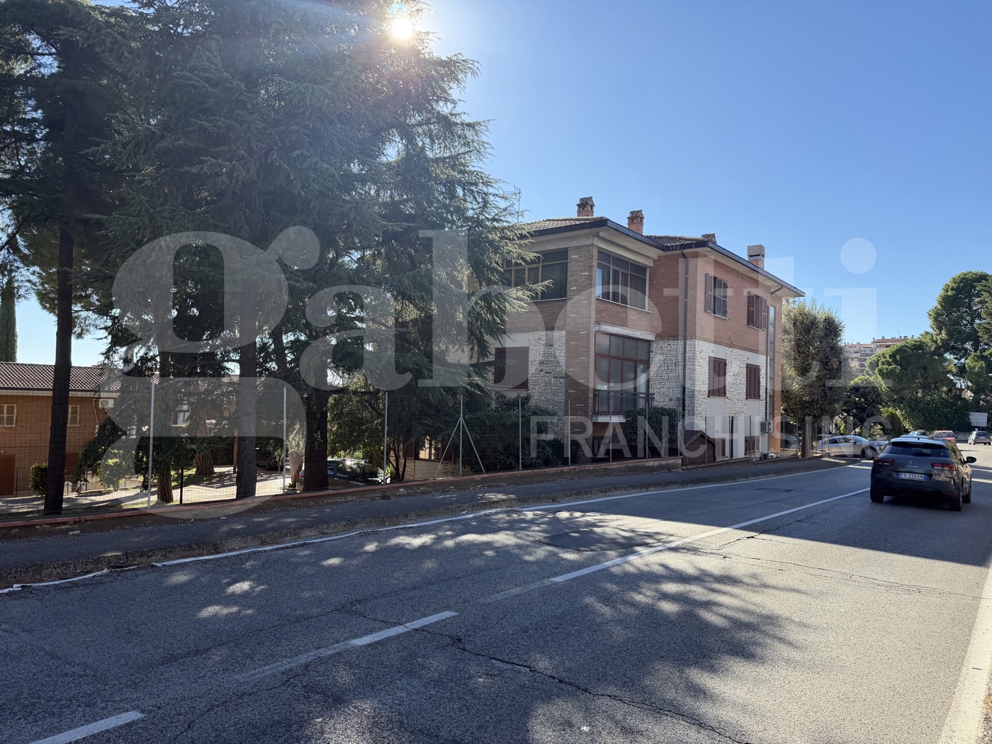 Attico con box doppio a Terni