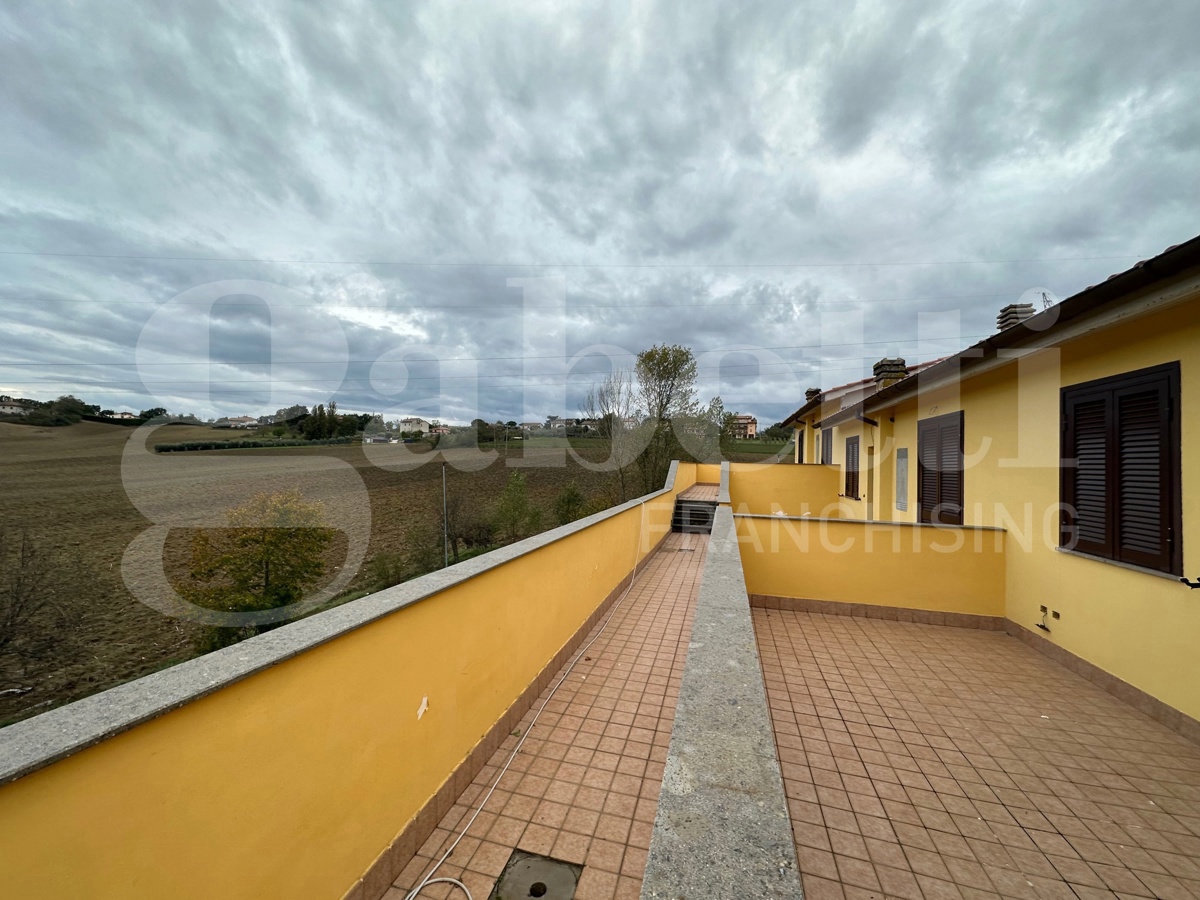 Trilocale in vendita a Montecastrilli