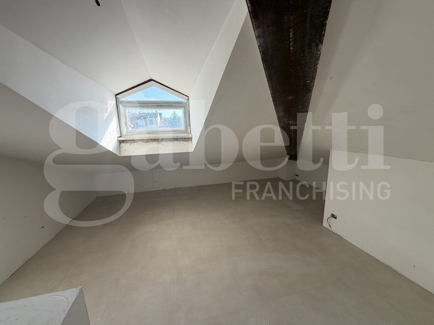 Stabile/Palazzo in vendita a Terni
