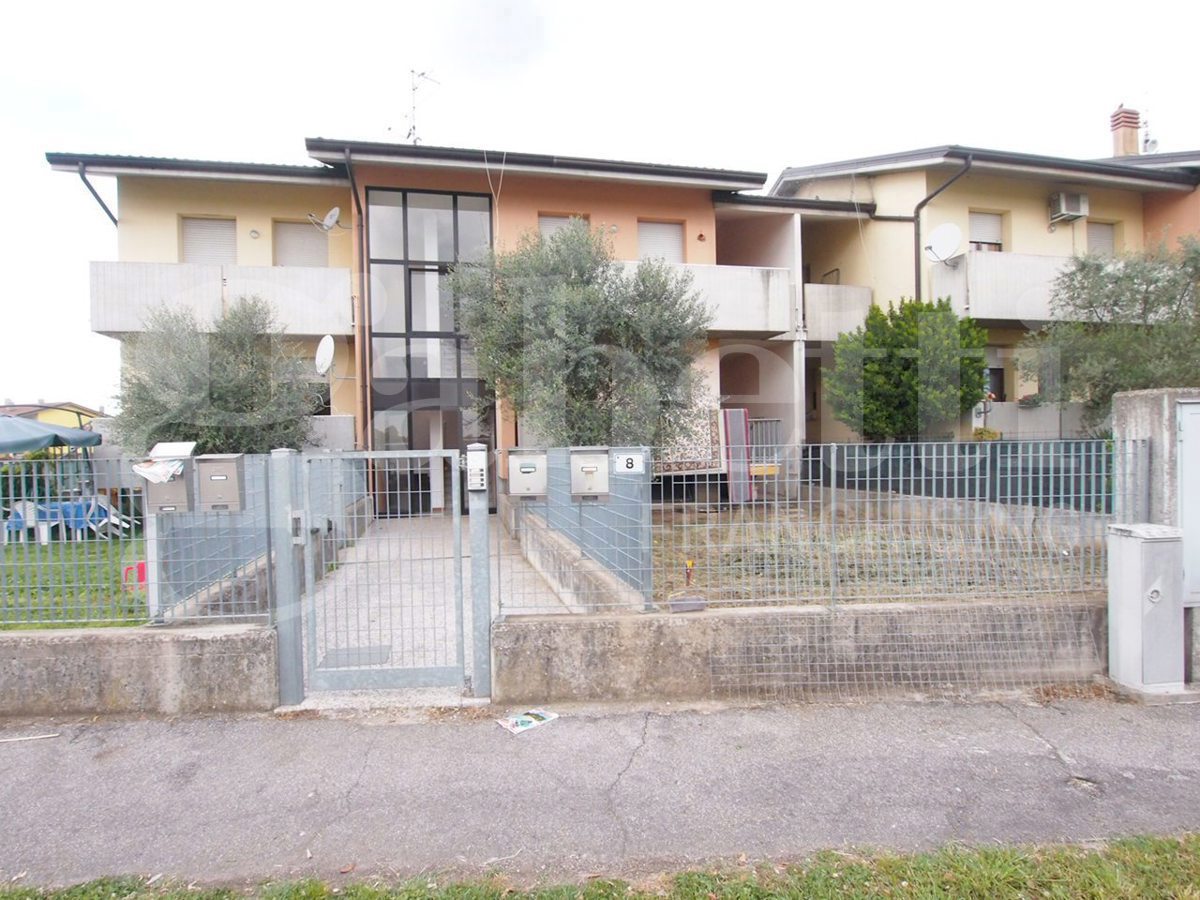Quadrilocale con giardino a Bonavigo