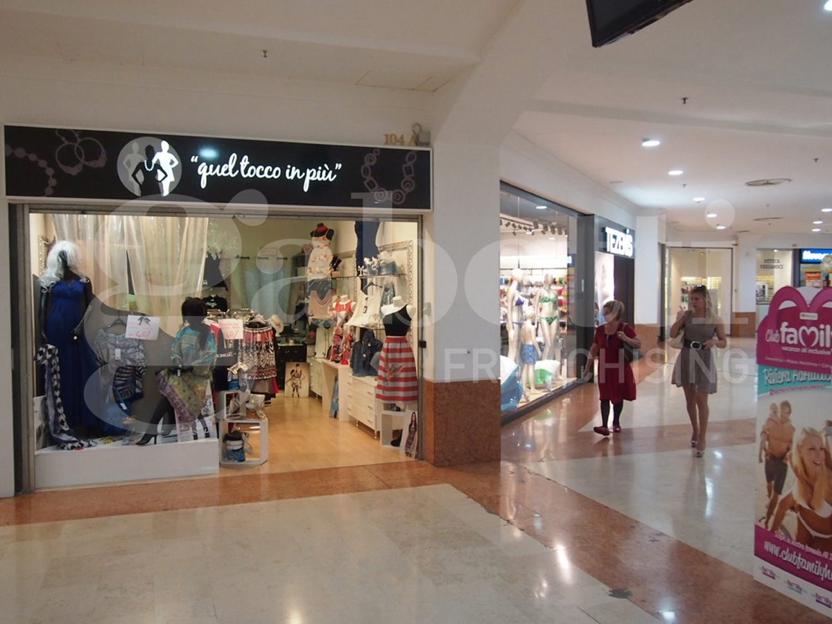 Negozio in affitto a Erbusco