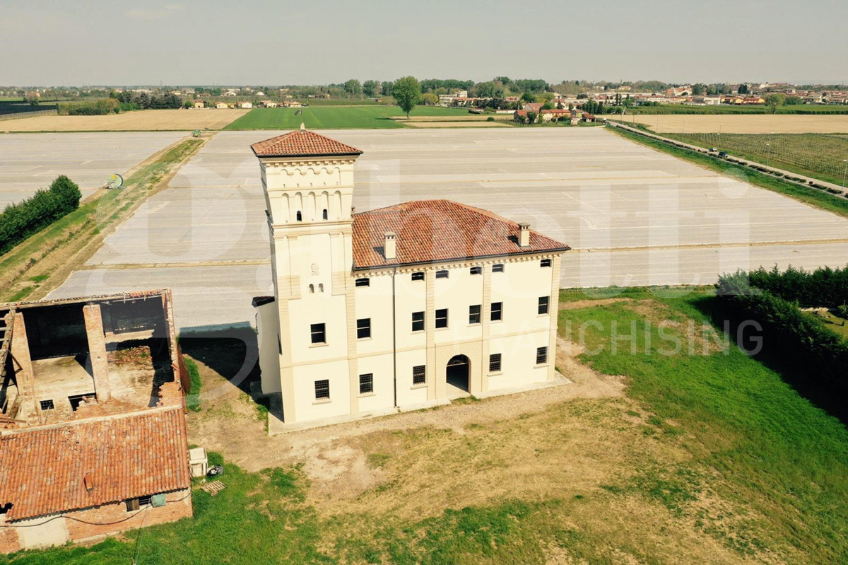Villa in vendita a Legnago
