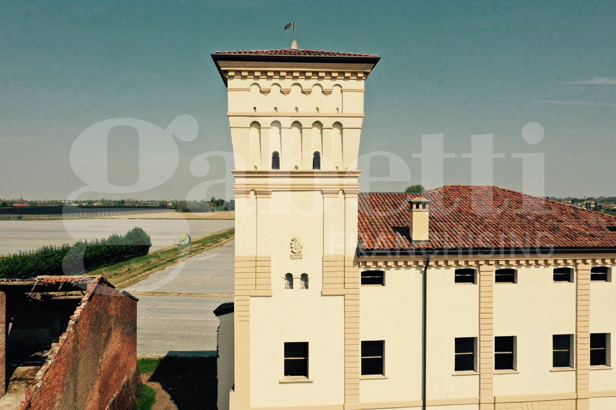 Villa in vendita a Legnago