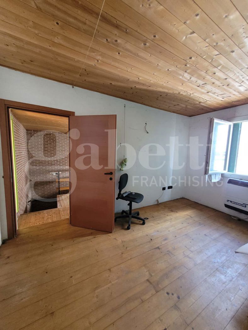 Casa indipendente con giardino a Giacciano con Baruchella