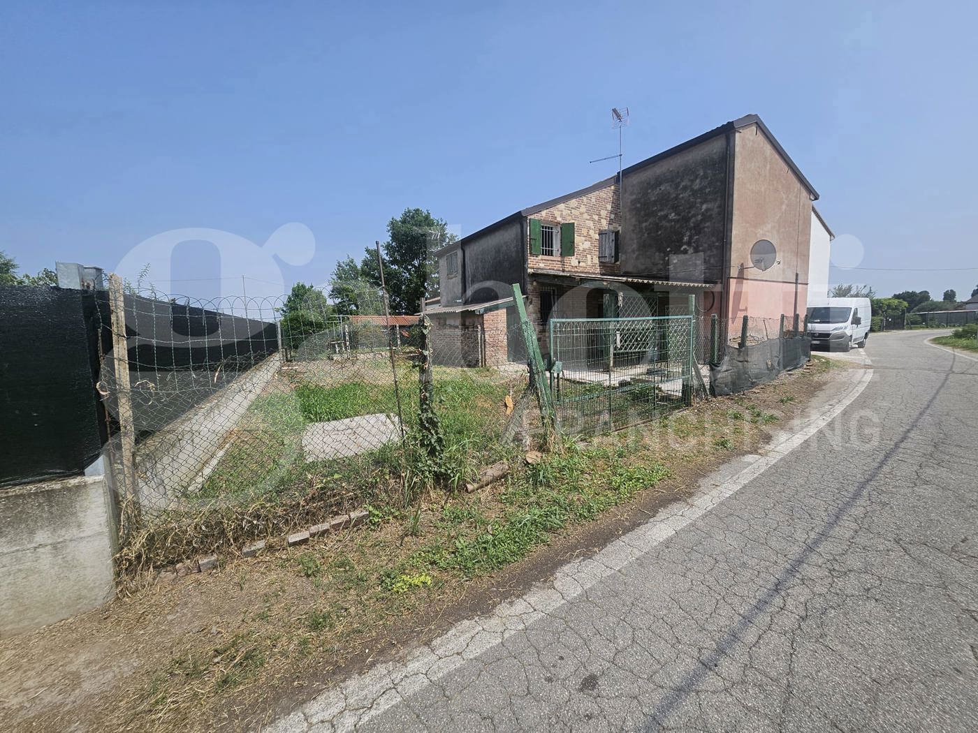 Casa indipendente con giardino a Giacciano con Baruchella