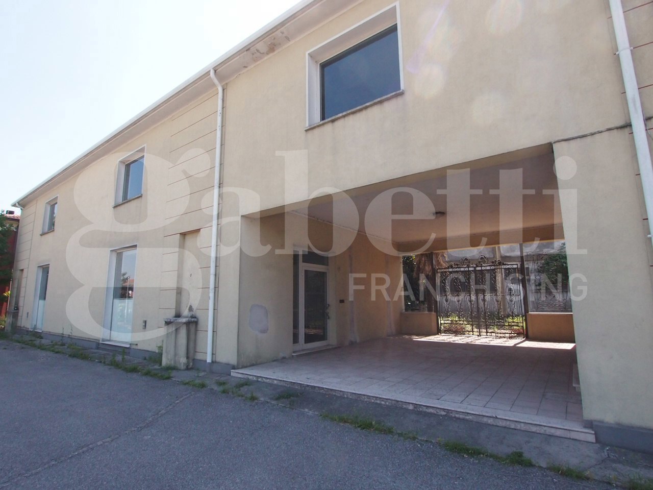 Capannone in vendita a Bovolone