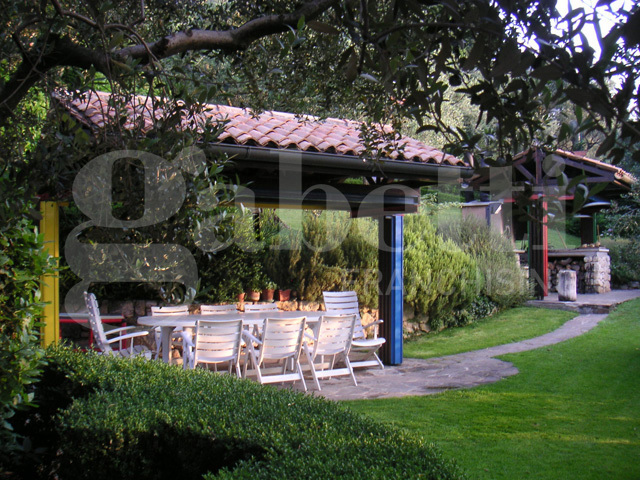 Villa con giardino a Verona