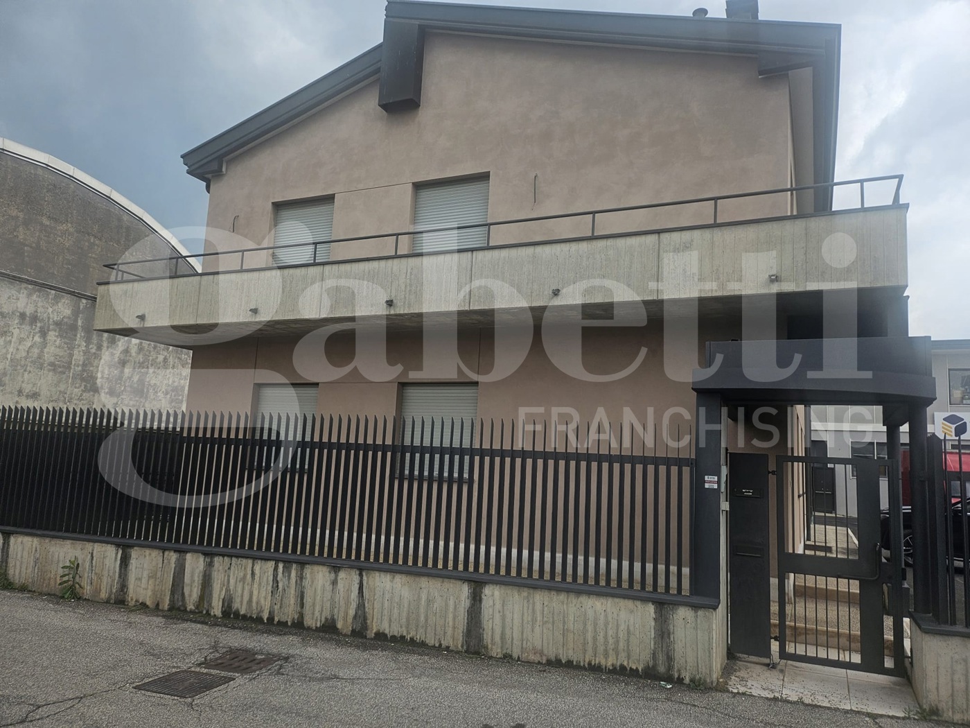 Ufficio in affitto a Verona