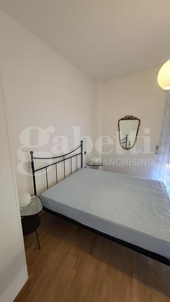 Trilocale arredato in affitto a Verona