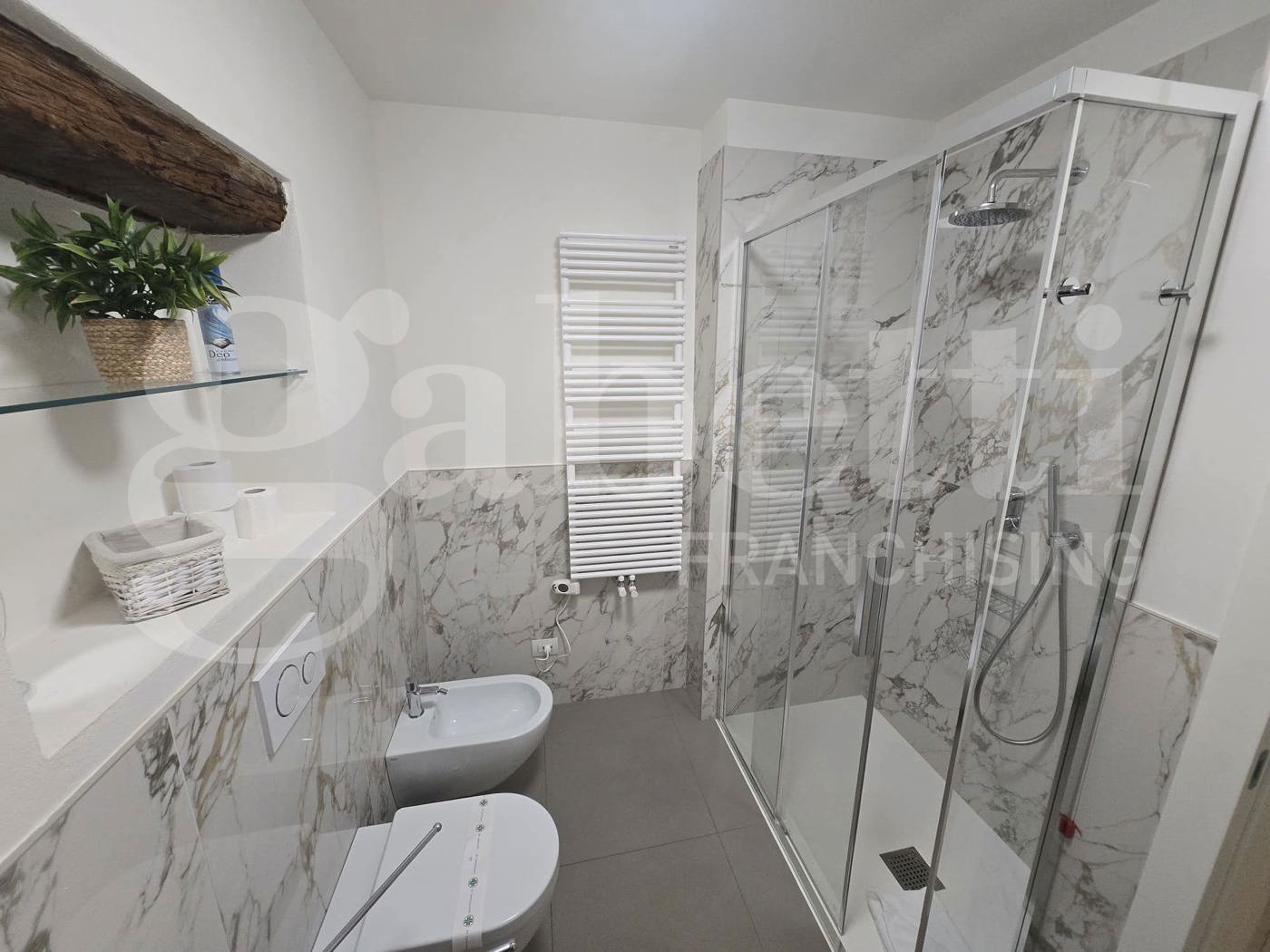 Loft arredato in affitto a Verona